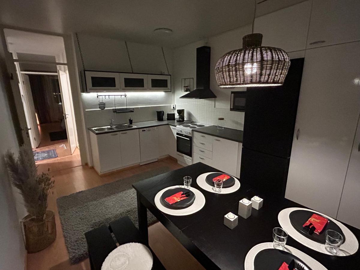 Keskustan Tilava Kaksio Apartman Rovaniemi Kültér fotó